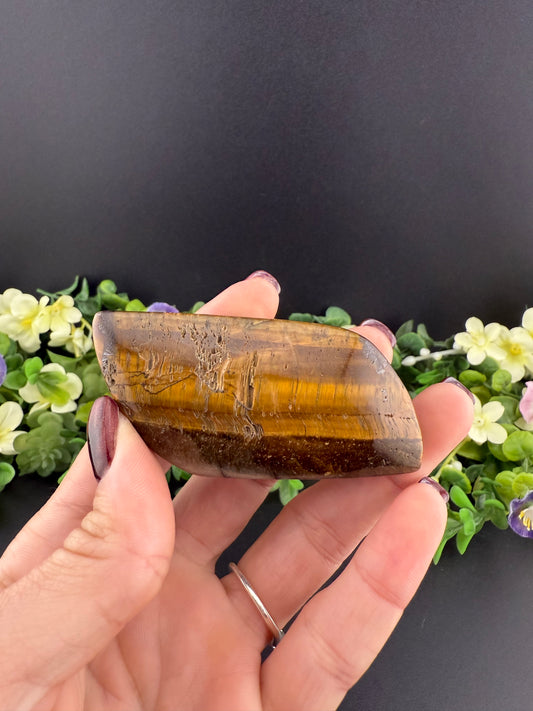 Tiger’s Eye Cabochon