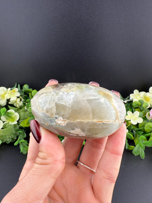 Skinny Garnierite Palmstone