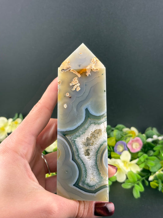 Druzy Moss Agate Tower
