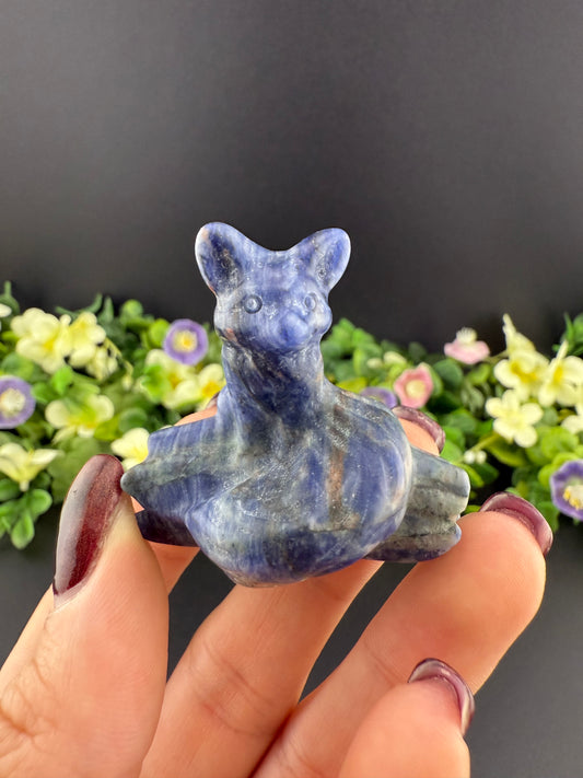 Sodalite Fox Carving