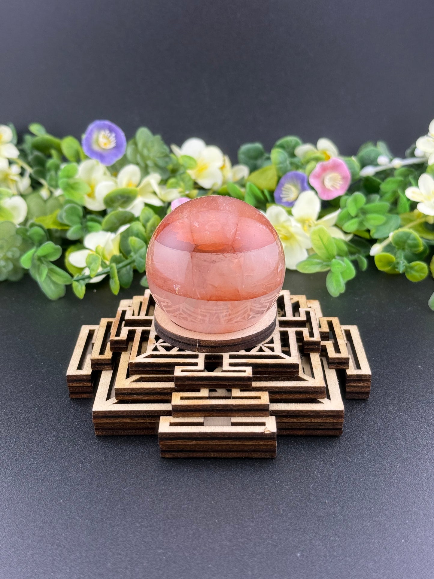 Wooden Sphere Holder