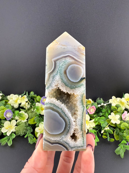 Druzy Moss Agate Tower