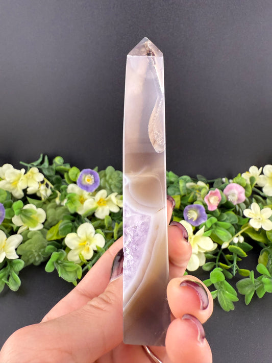 Agate w/ Amethyst Tower