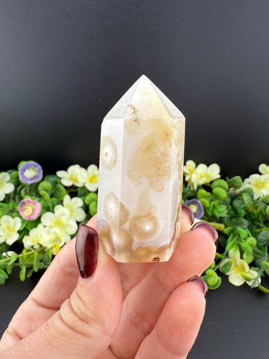 Small Flower Agate Tower