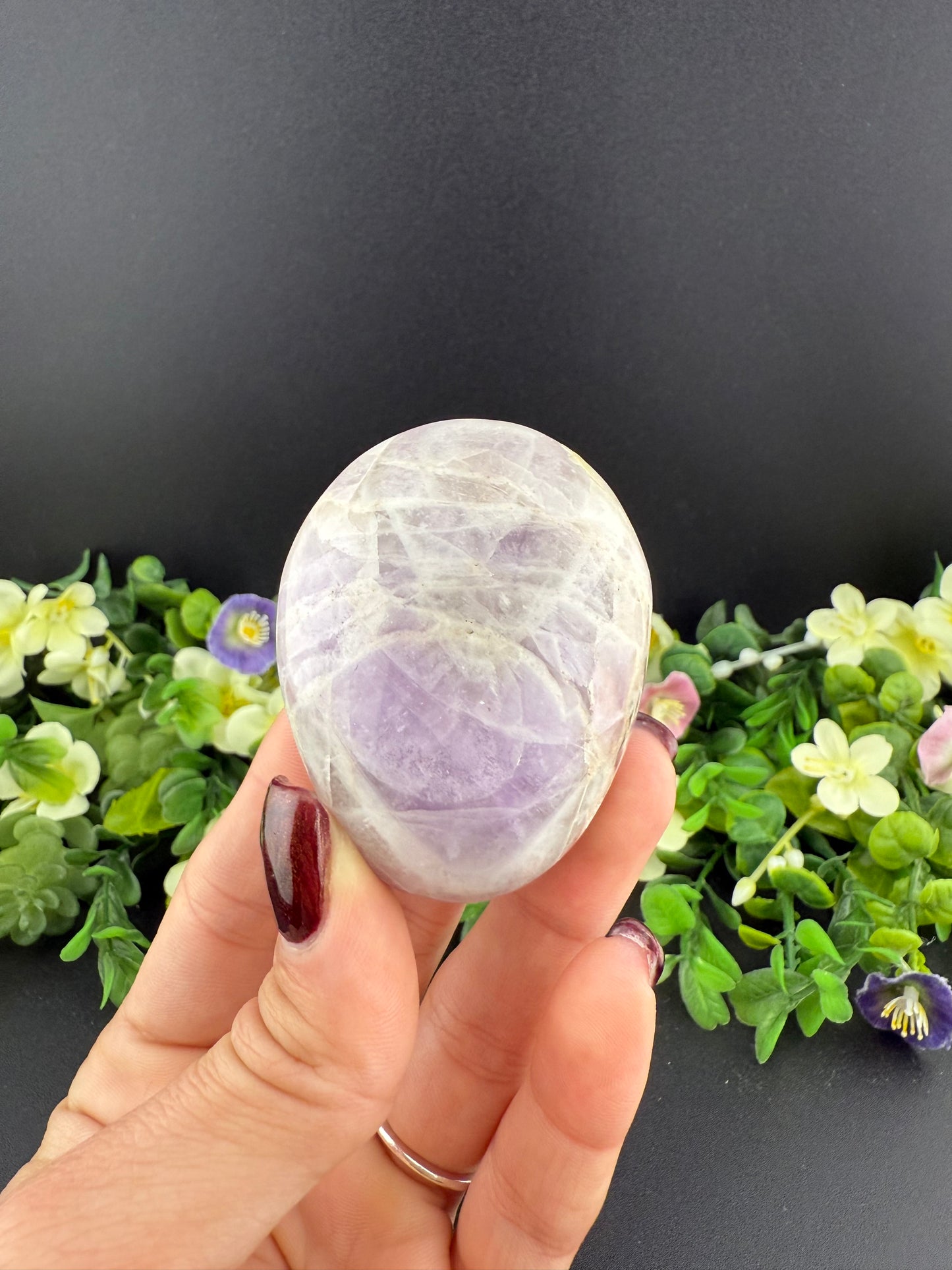 Dream Amethyst Palmstone