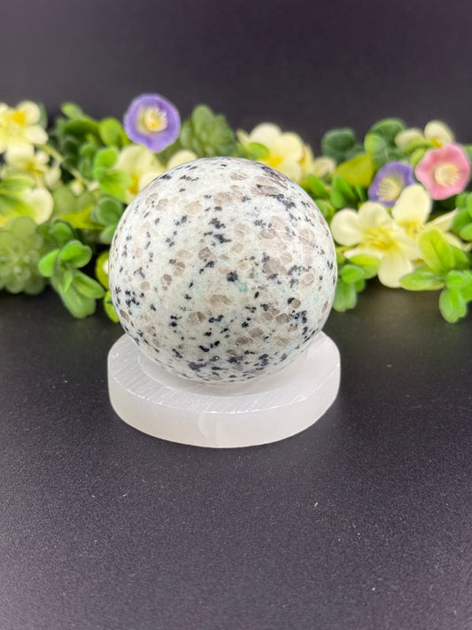 Selenite Sphere Holder
