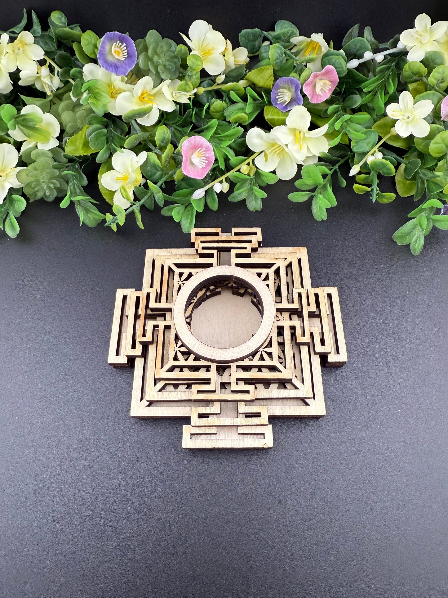 Wooden Sphere Holder