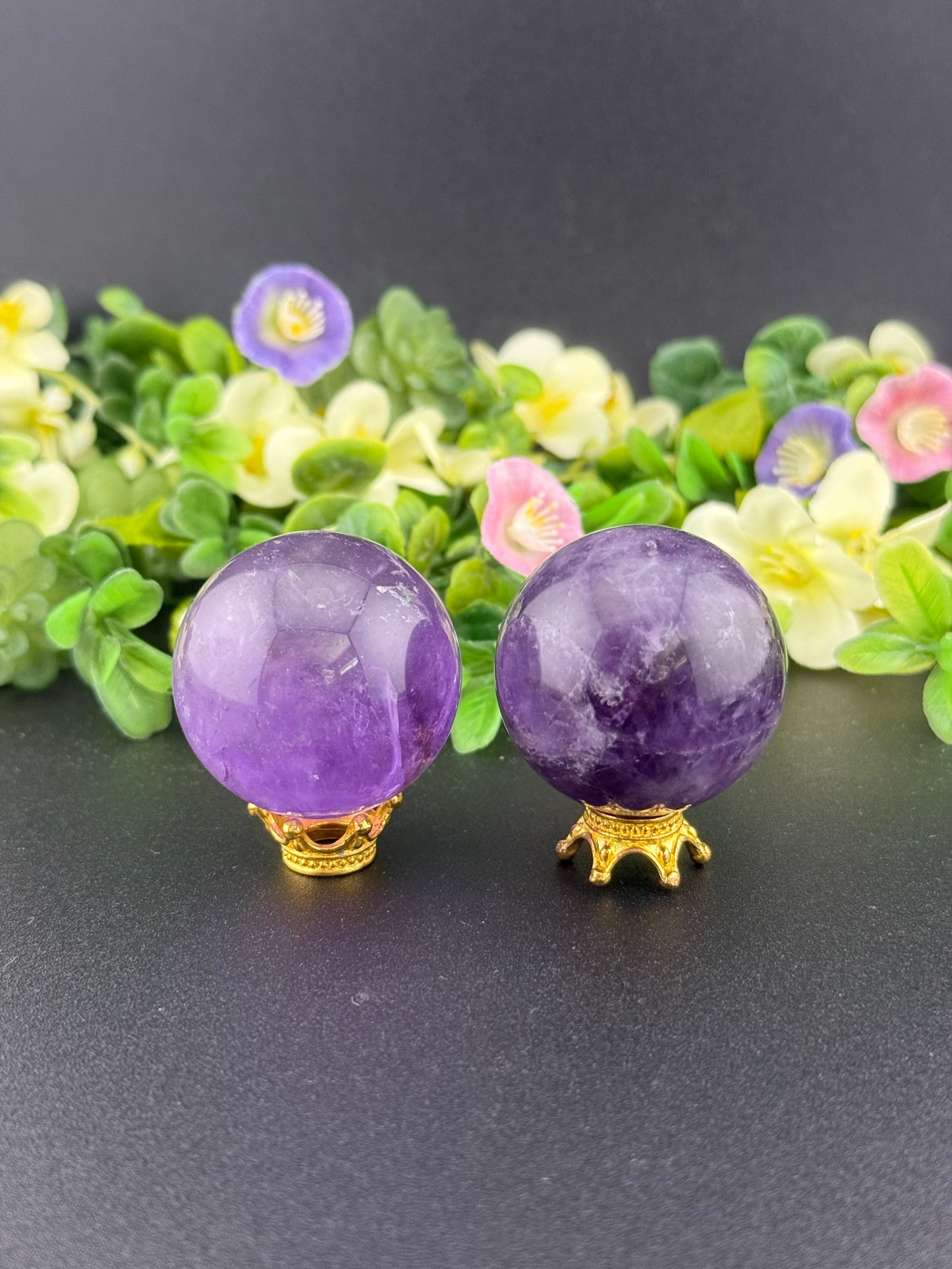 Gold Painted Crown Sphere Stand