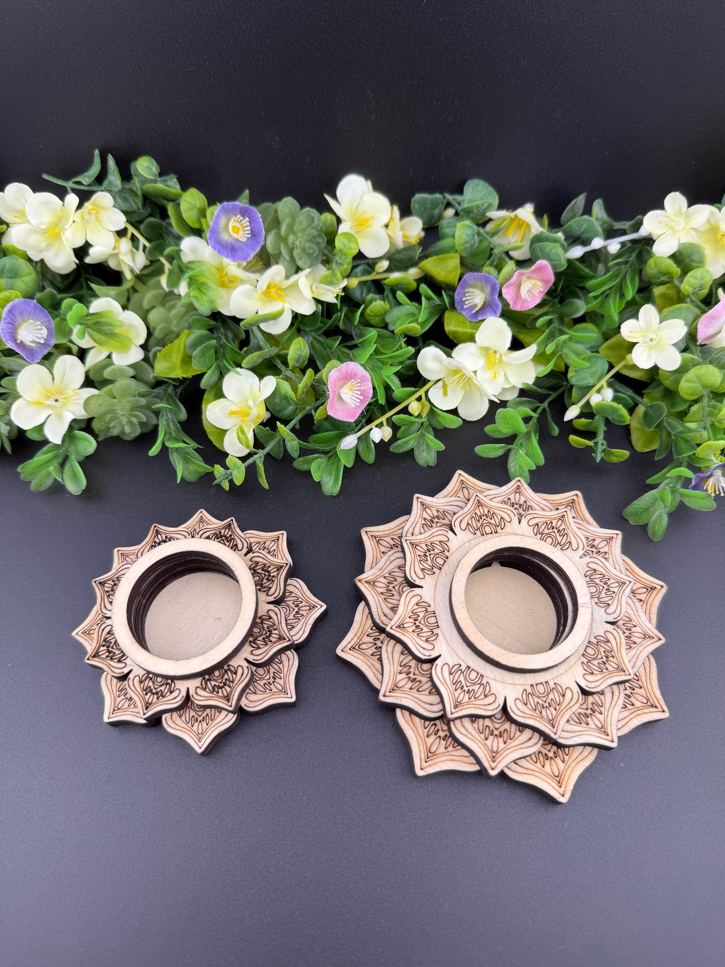 Small Wooden Lotus Sphere Holder