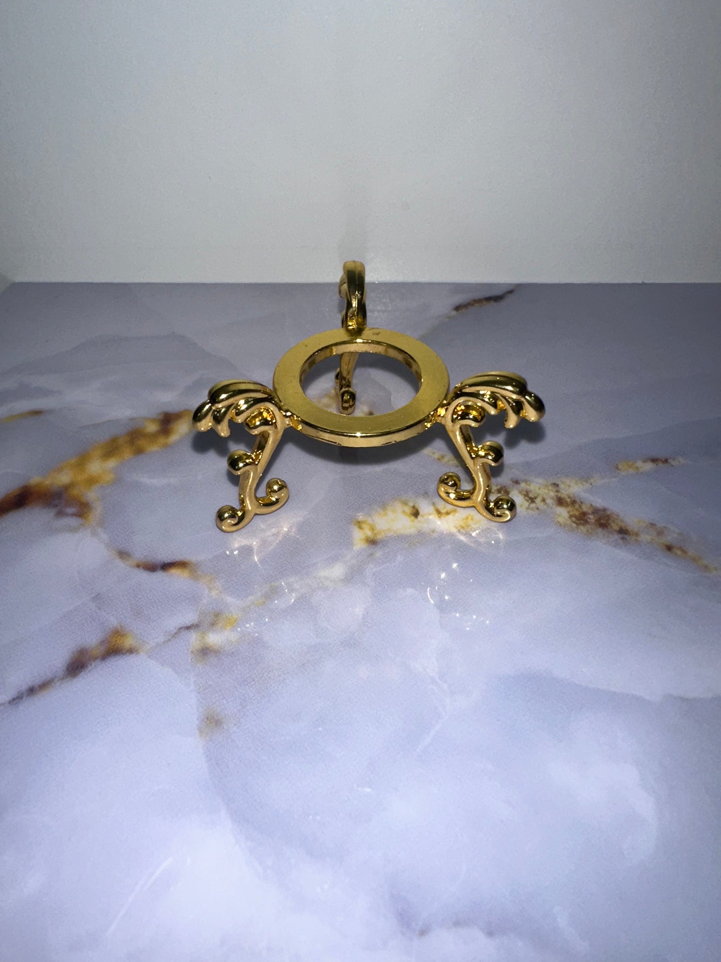 Gold-painted Sphere Stand
